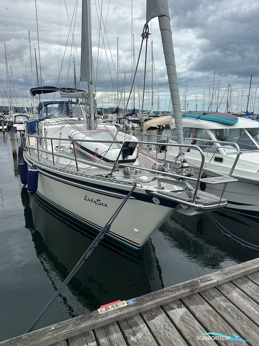 Nauticat 35