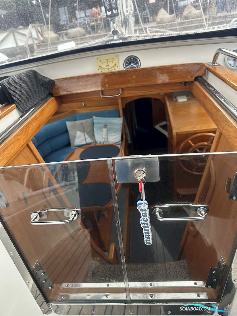 Nauticat 35