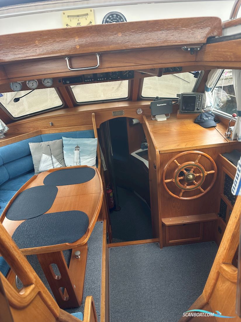 Nauticat 35