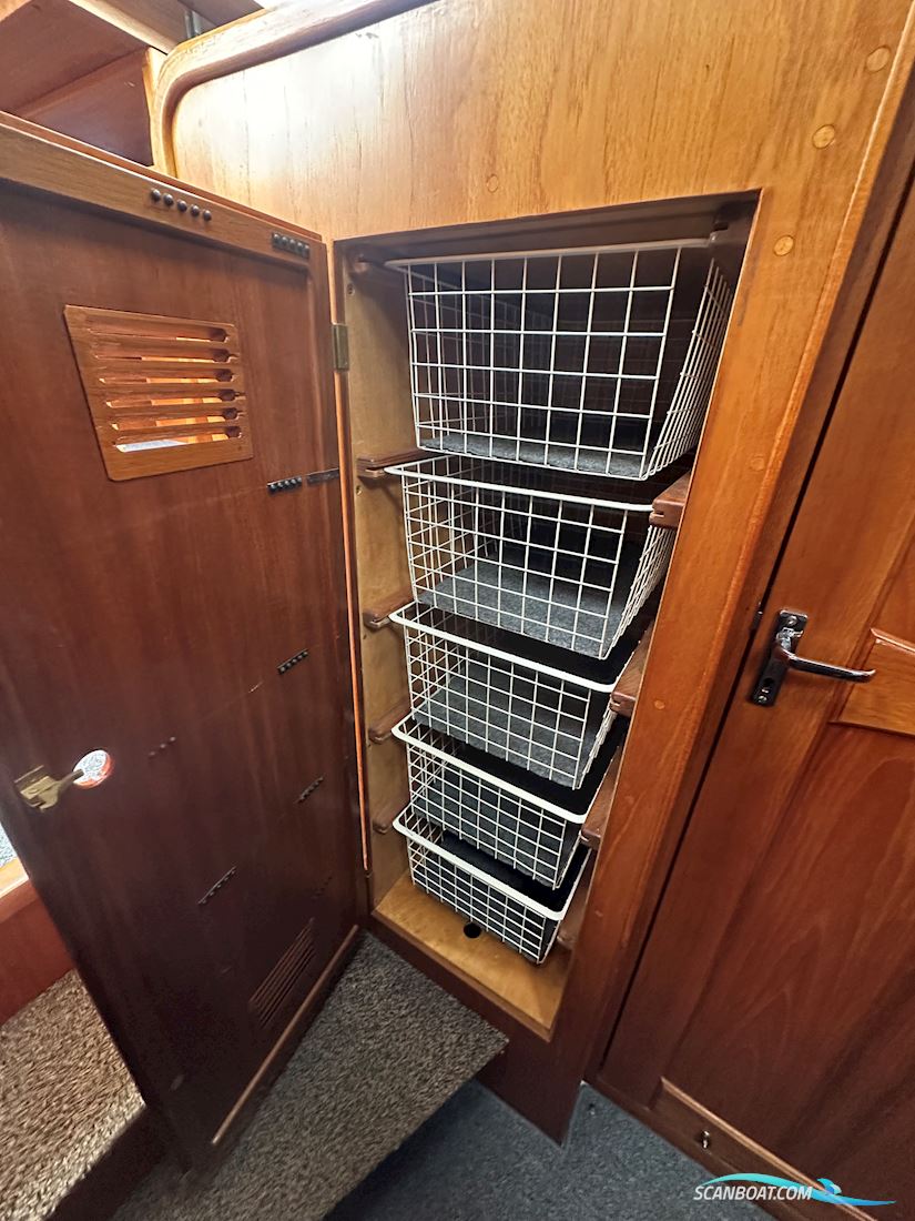 Nauticat 35
