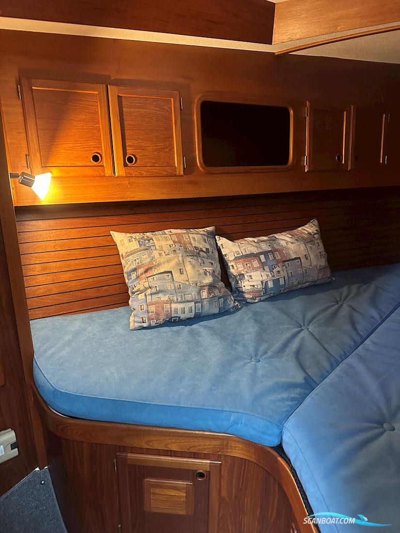 Nauticat 35