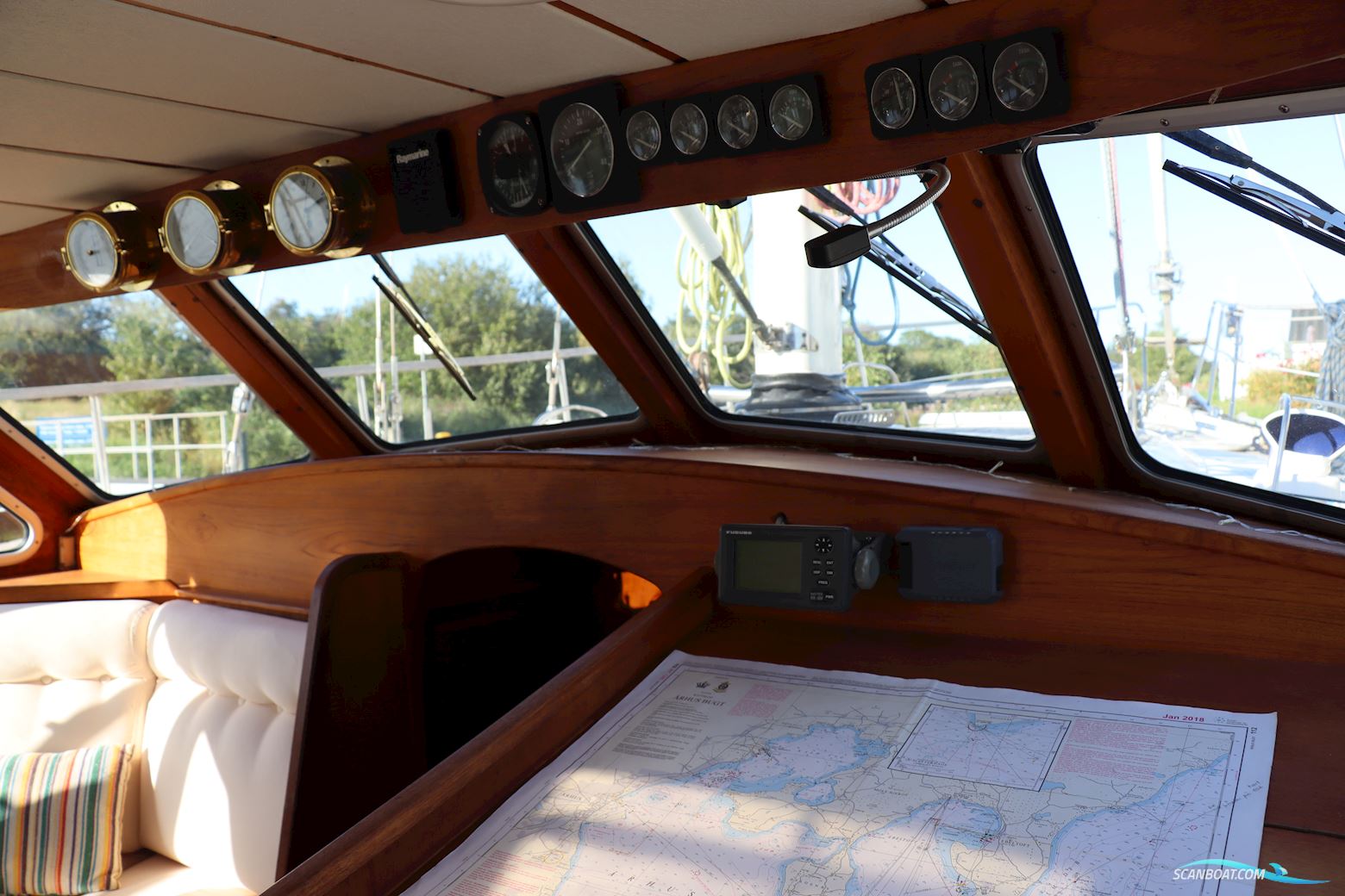 Nauticat 40