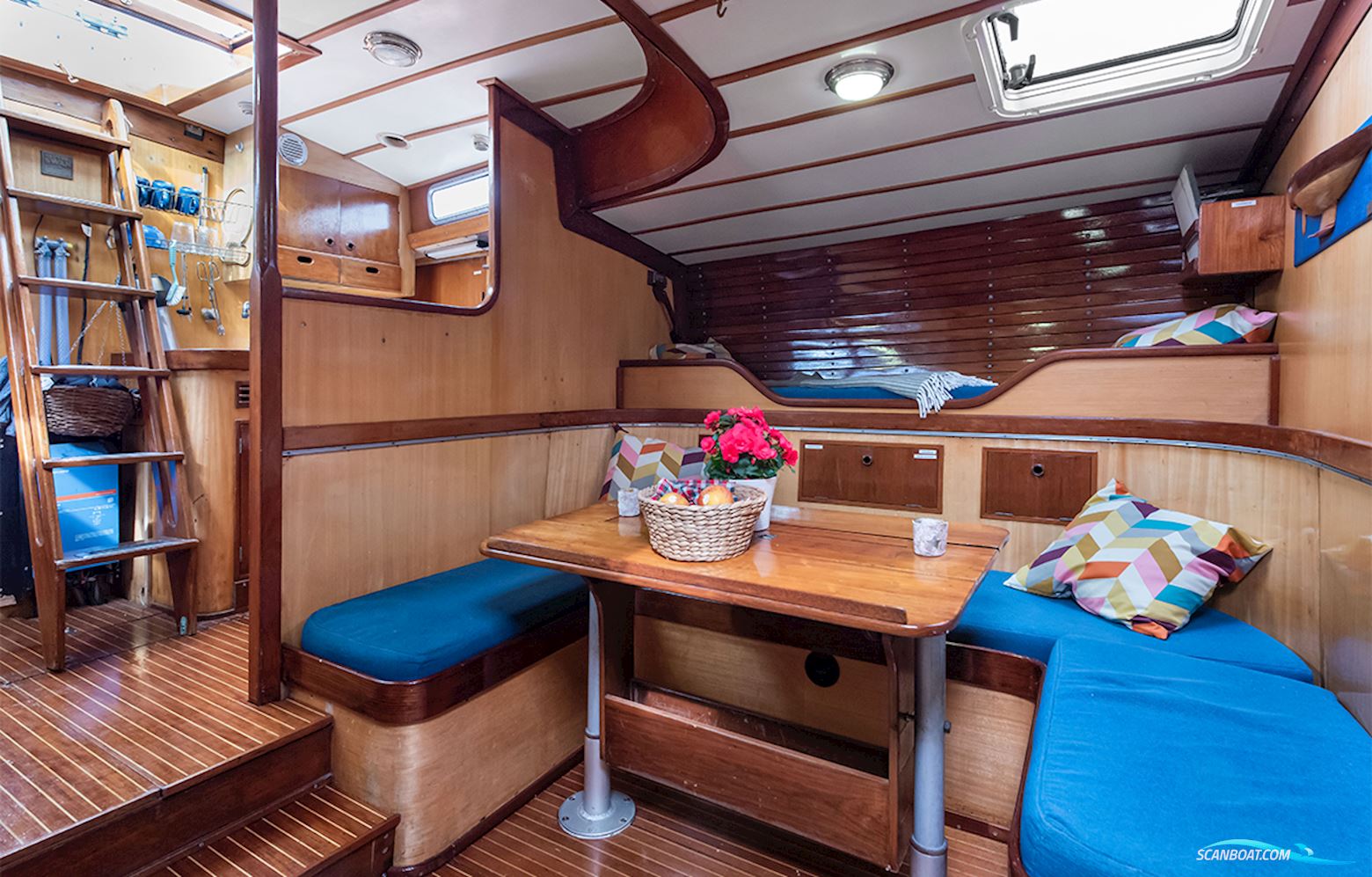 Nautor's Swan 55