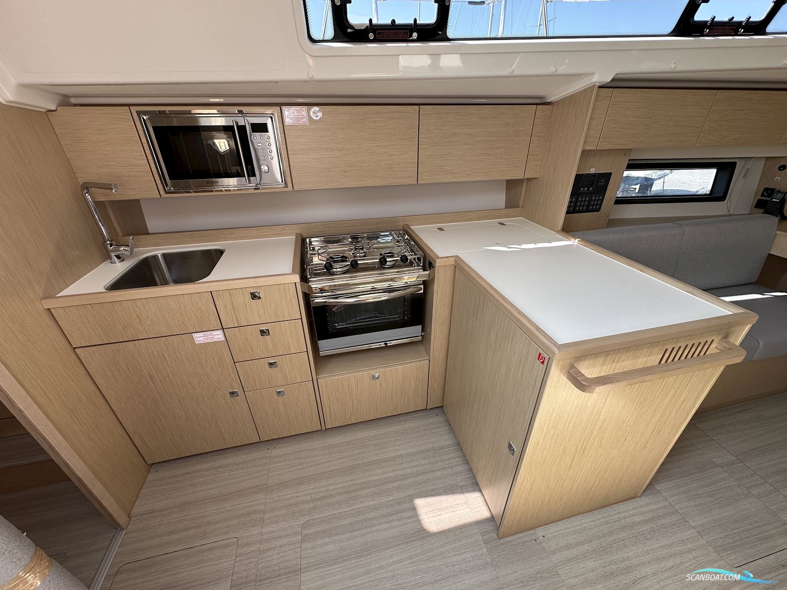 New Bavaria C42