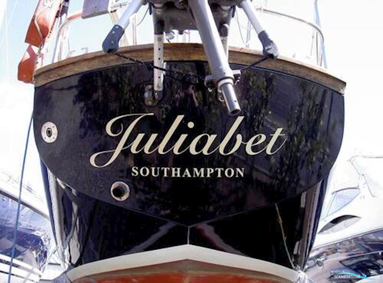 Nicholson 32