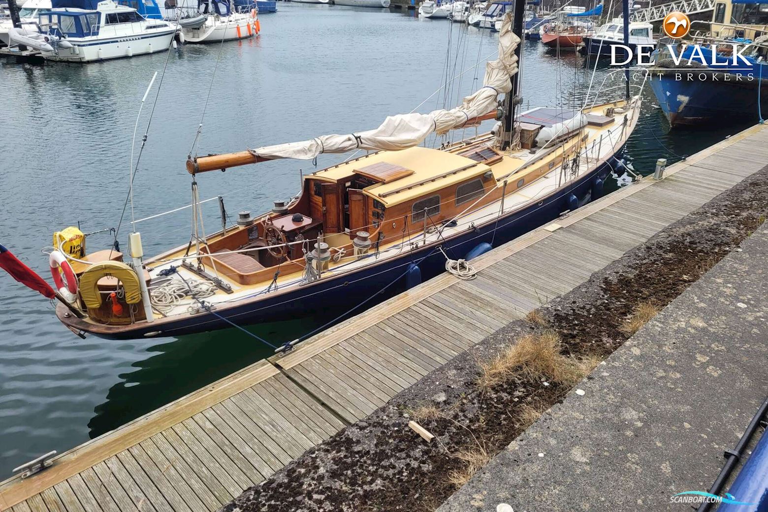 Nicholson 52 Segelboot 1948, mit Yanmar motor, England