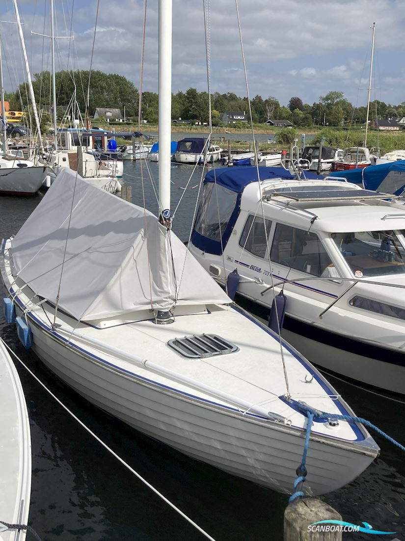 Nordisk Folkebåd Segelboot 1981, mit EL-påhængsmotor motor, Dänemark