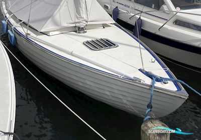 Nordisk Folkebåd Segelboot 1981, mit EL-påhængsmotor motor, Dänemark