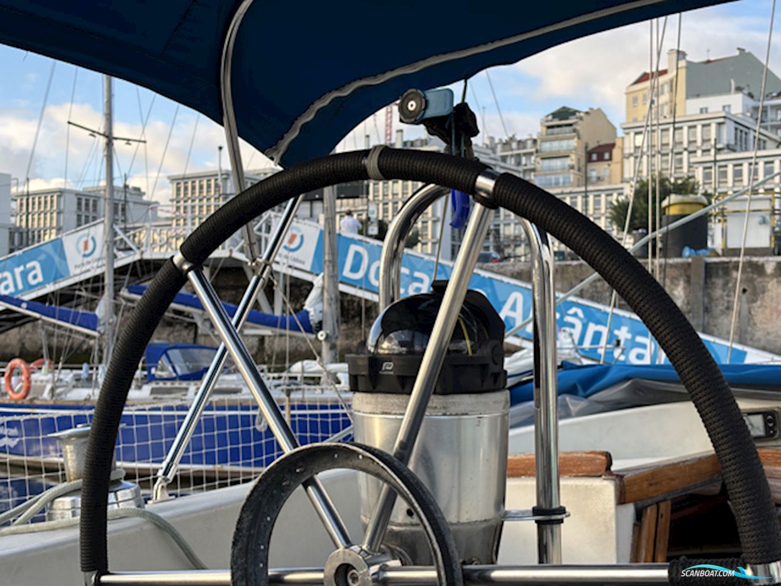 North Wind Mistral 36