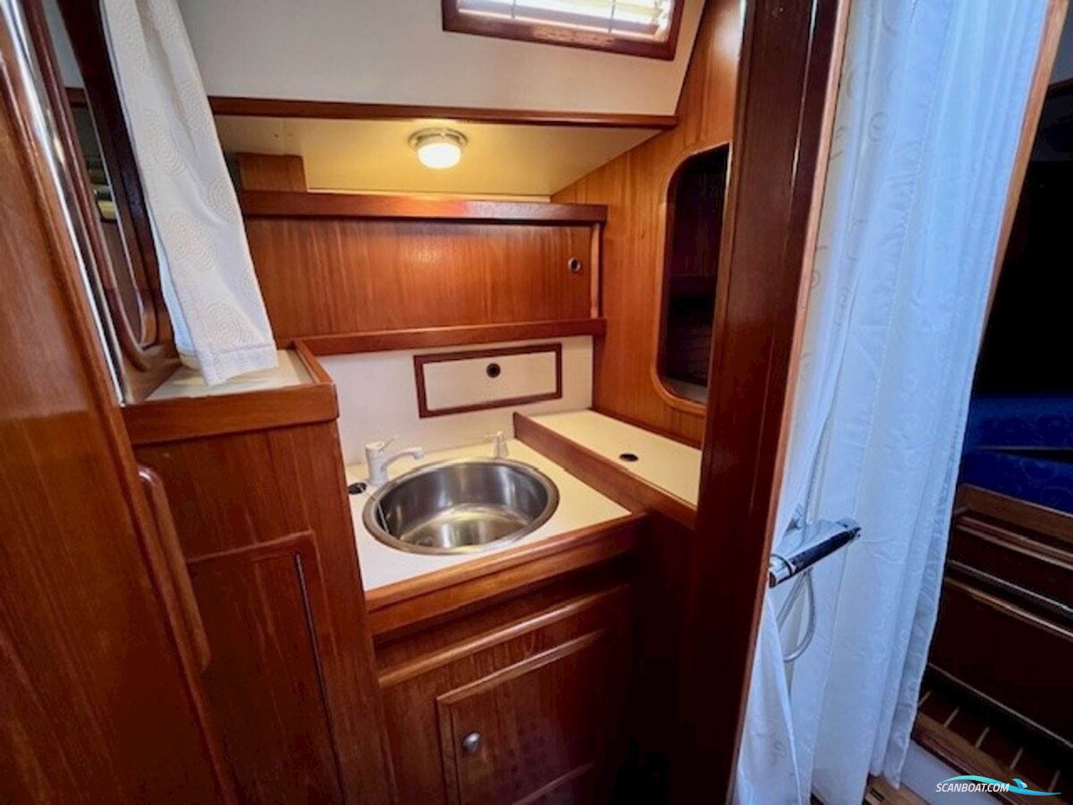 Northern Comfort 43