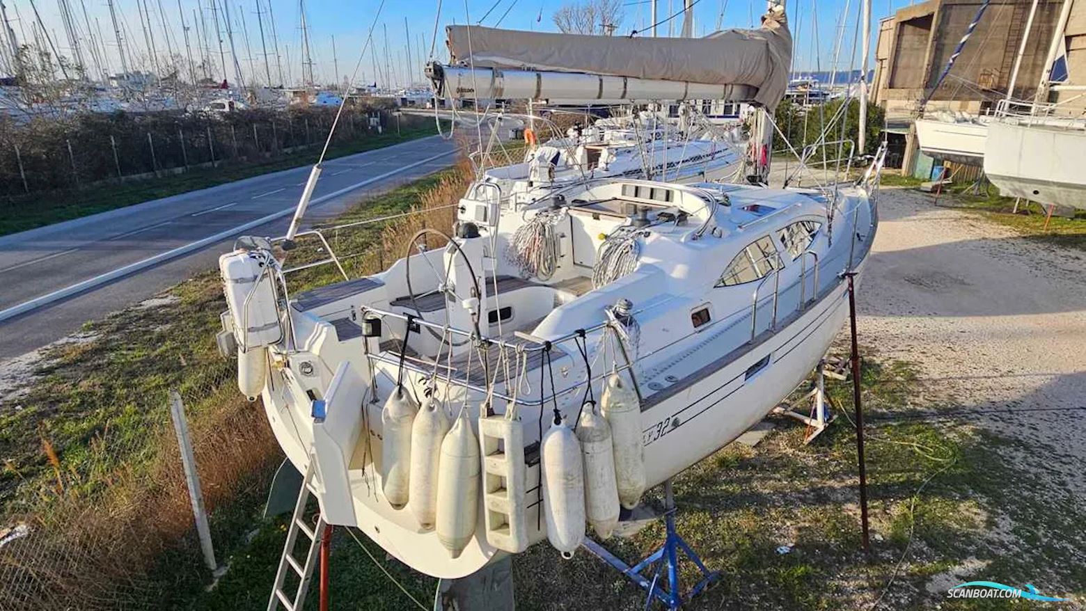 Northshore Yachts SOUTHERTLY 32