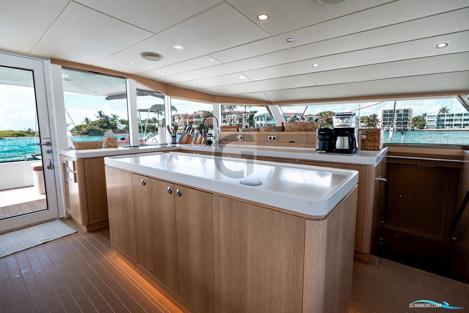 Ocean Explorer 60