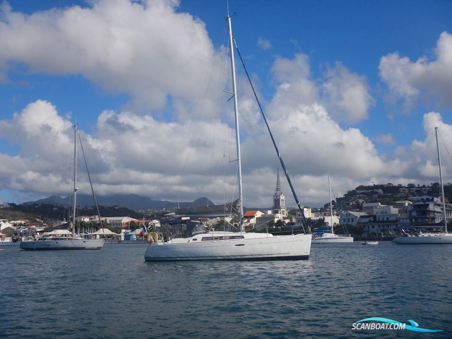 Oceanis 34