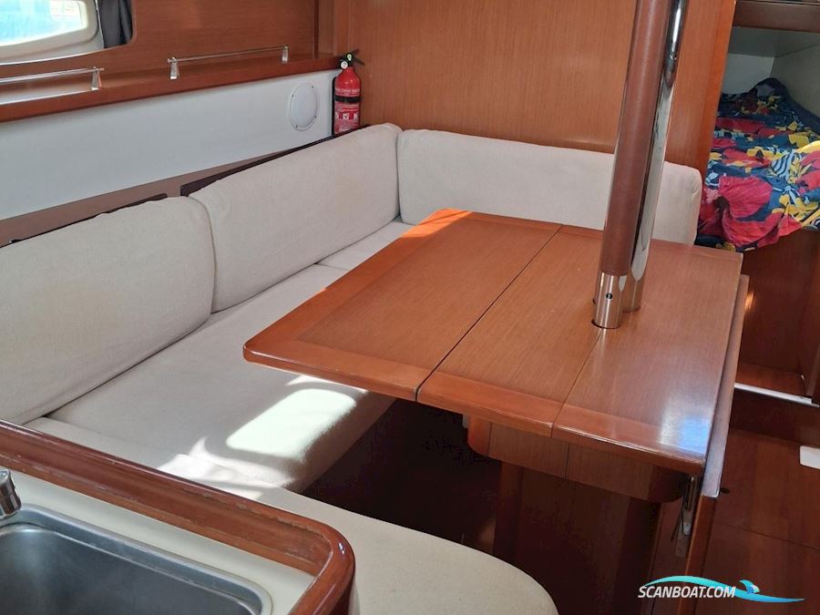 Oceanis 34