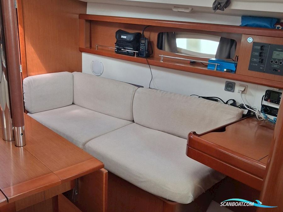 Oceanis 34