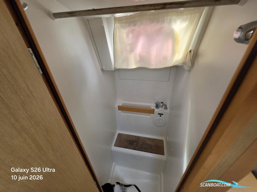 Oceanis 38