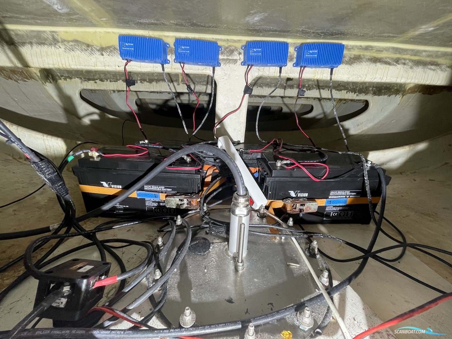 One-Off Mathis 48 Stealth