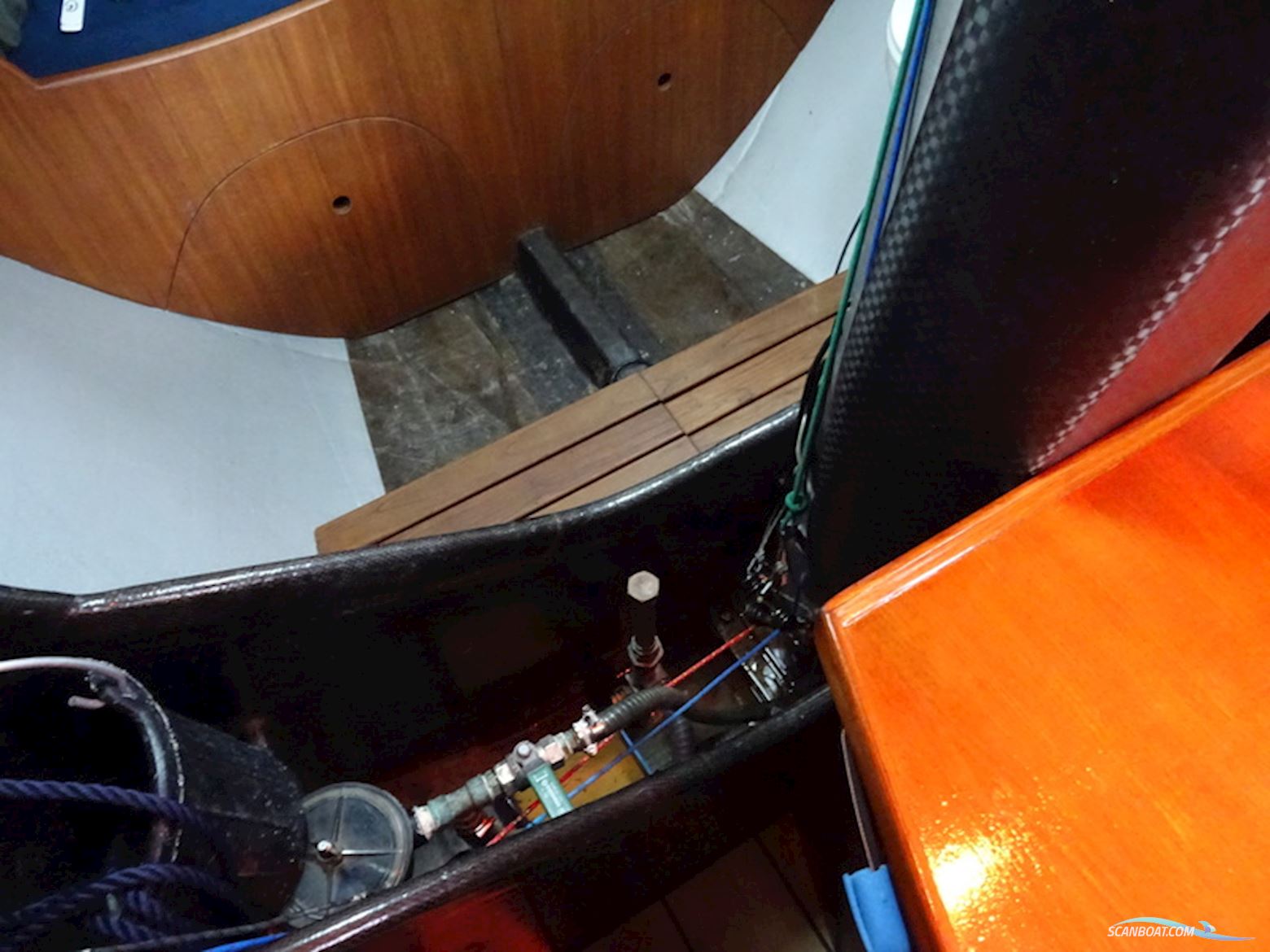 one Tonner Judel & Vrolijk