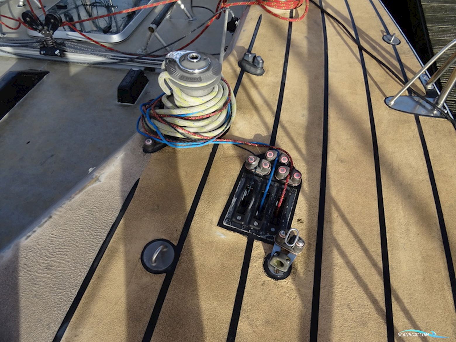 one Tonner Judel & Vrolijk