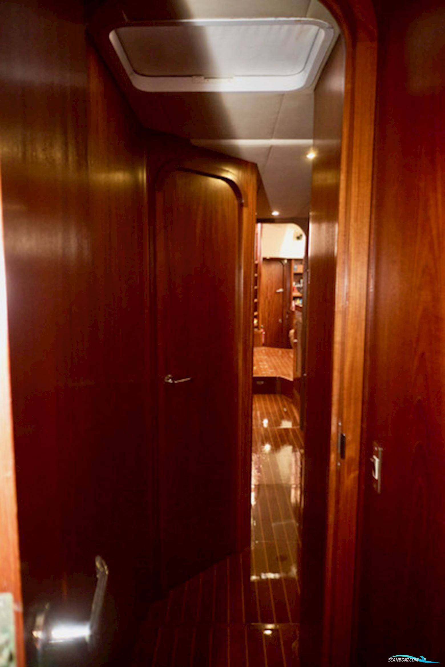 Oyster 80 Deck Saloon