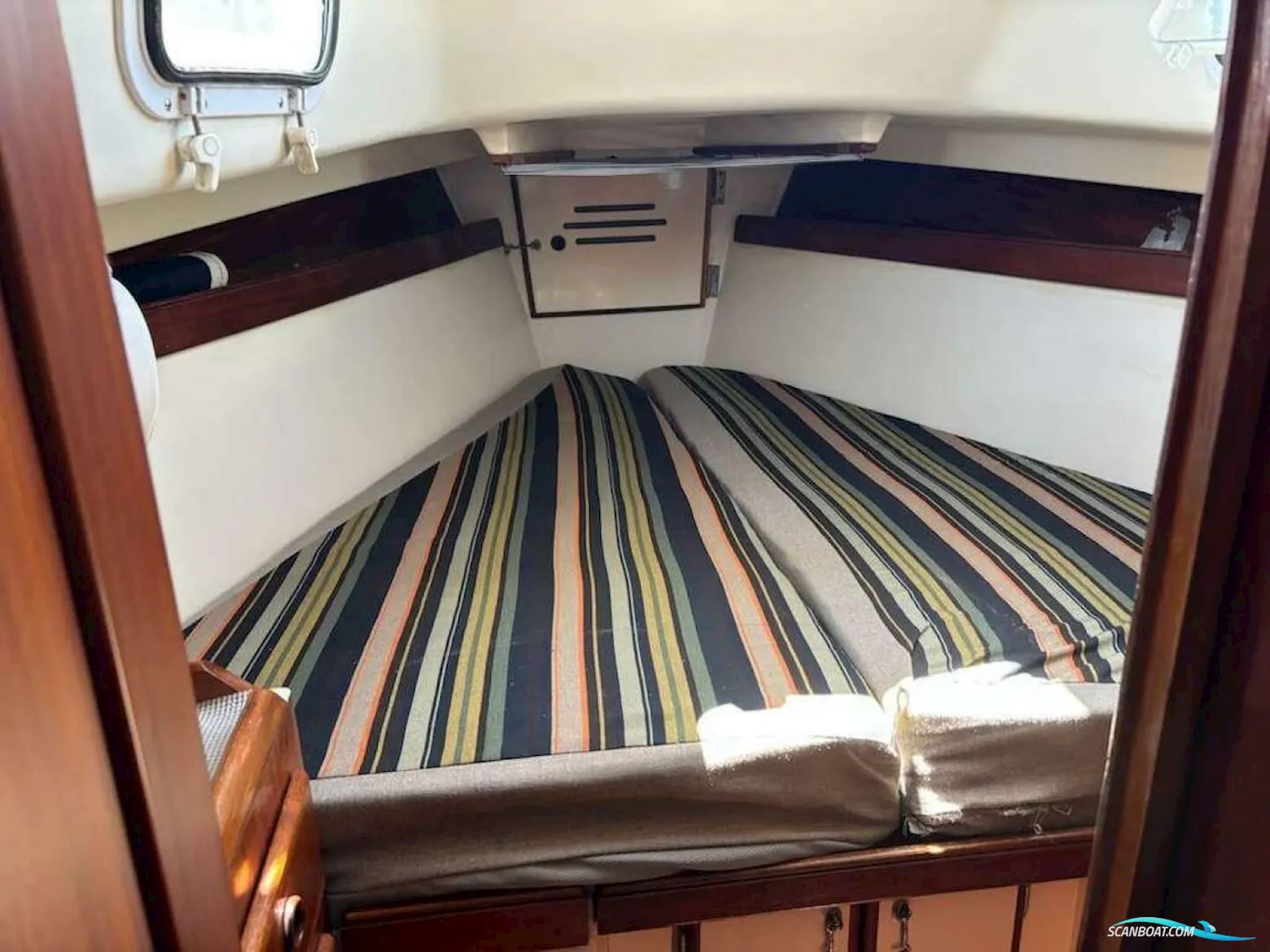 Pearson 365 Ketch