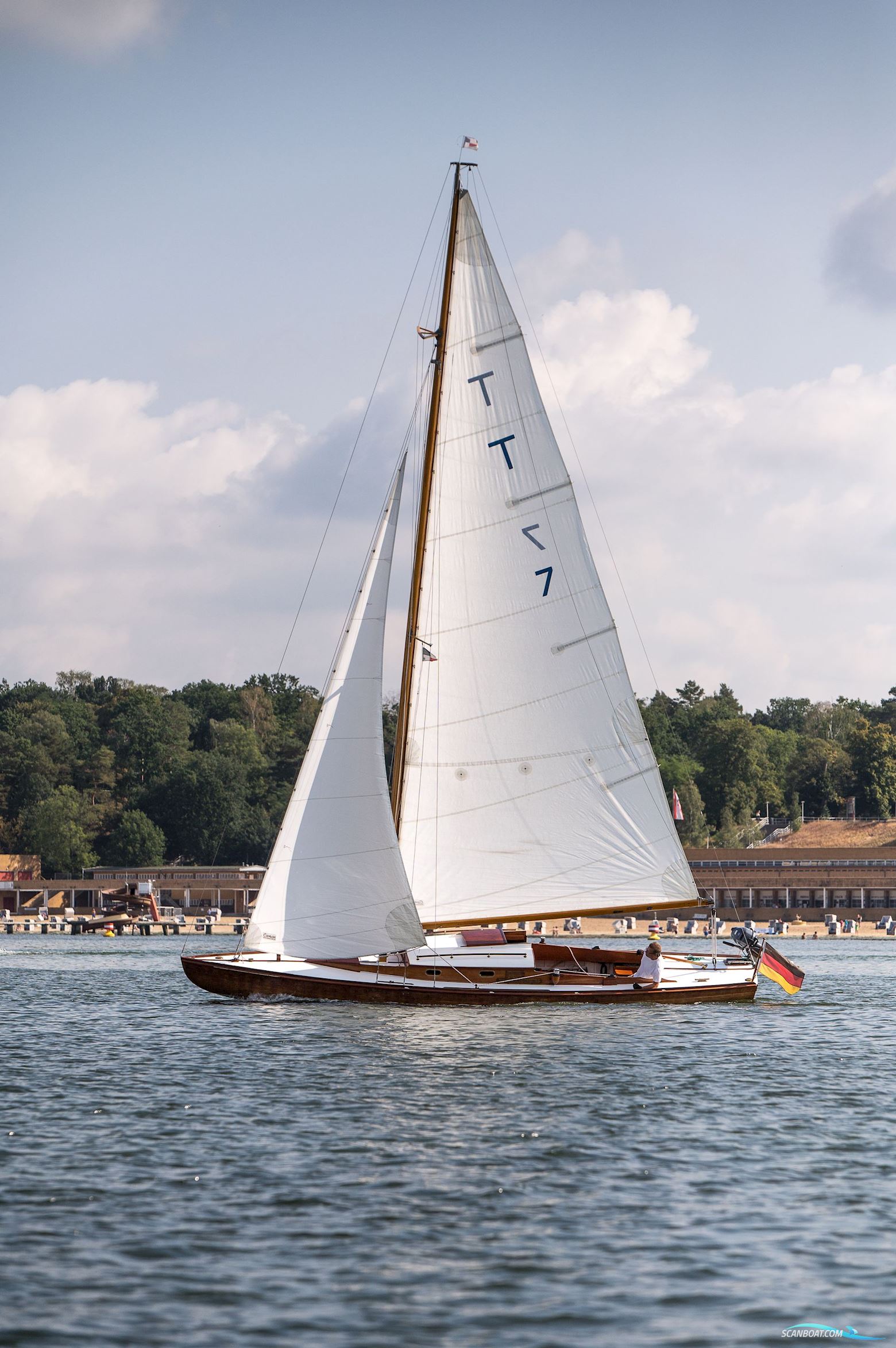 Pia Von Brandenburg Segelboot 1920, mit Yamaha 2020 motor, Deutschland