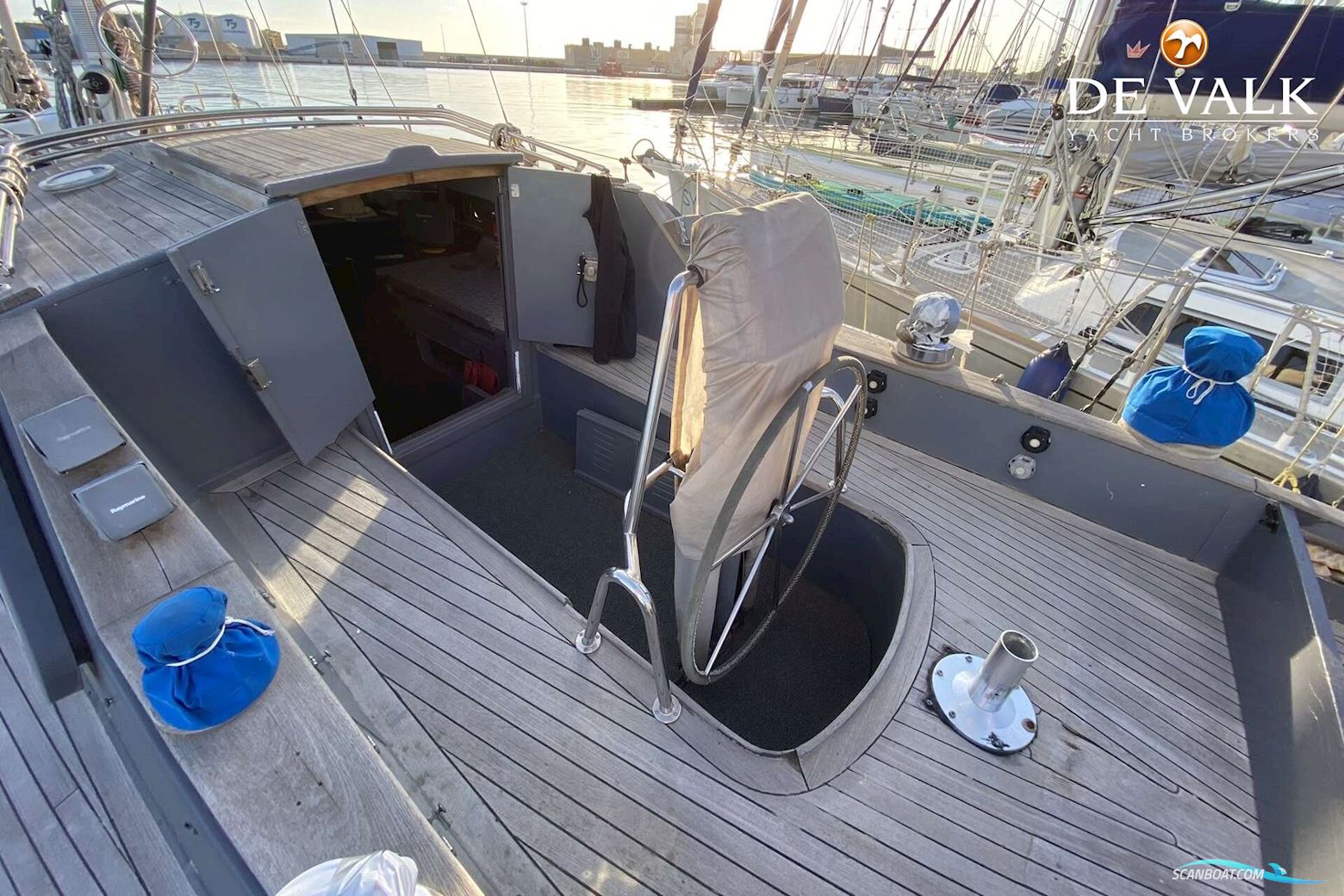 Picchiotti Laurent Giles 65