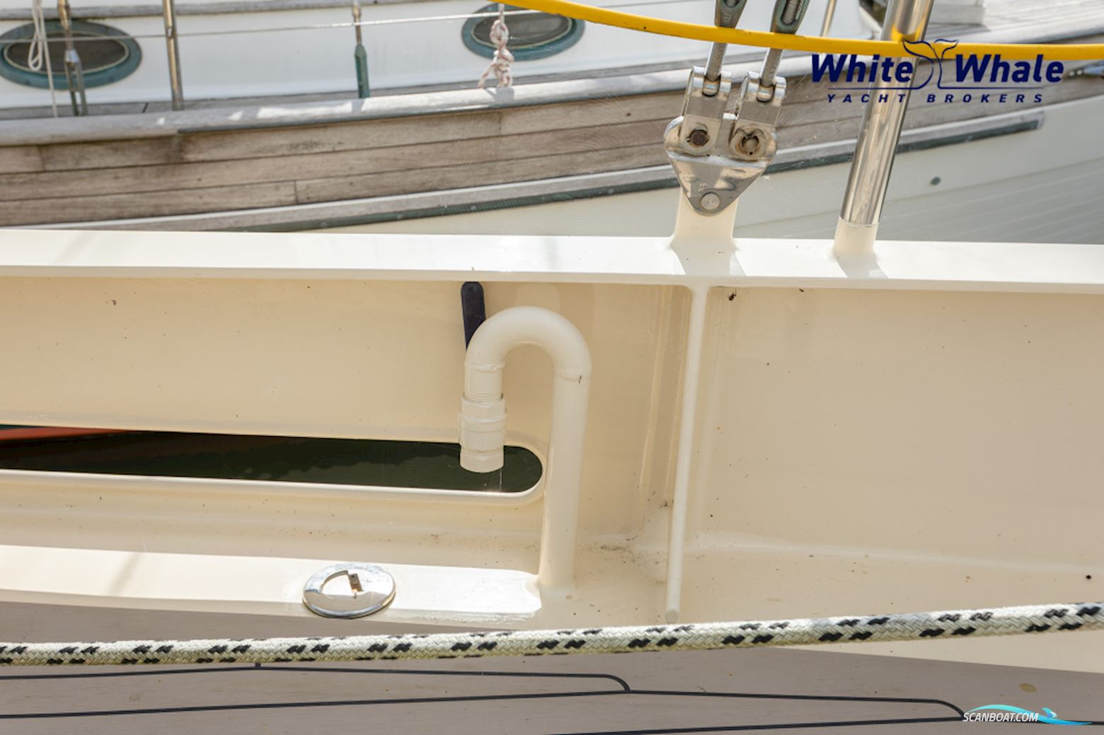 Pieter Beeldsnijder Stagzeil Schoener Custom Built Refit