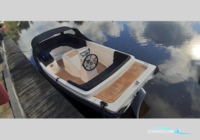 Premium 530 Segelboot 2021, Niederlande