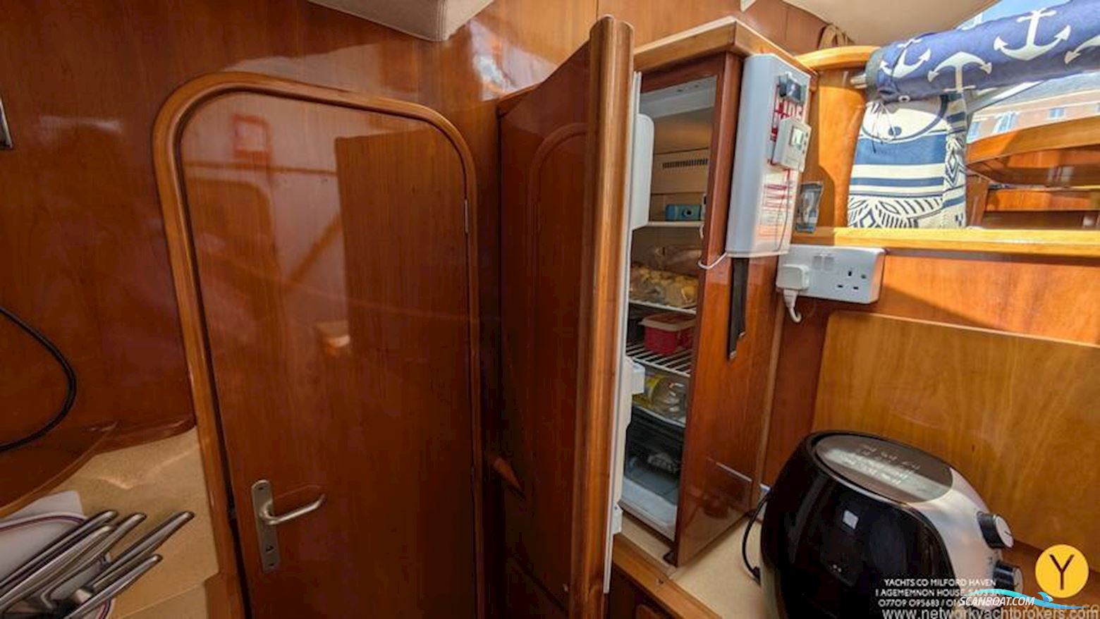 Privilege 37 Catamaran