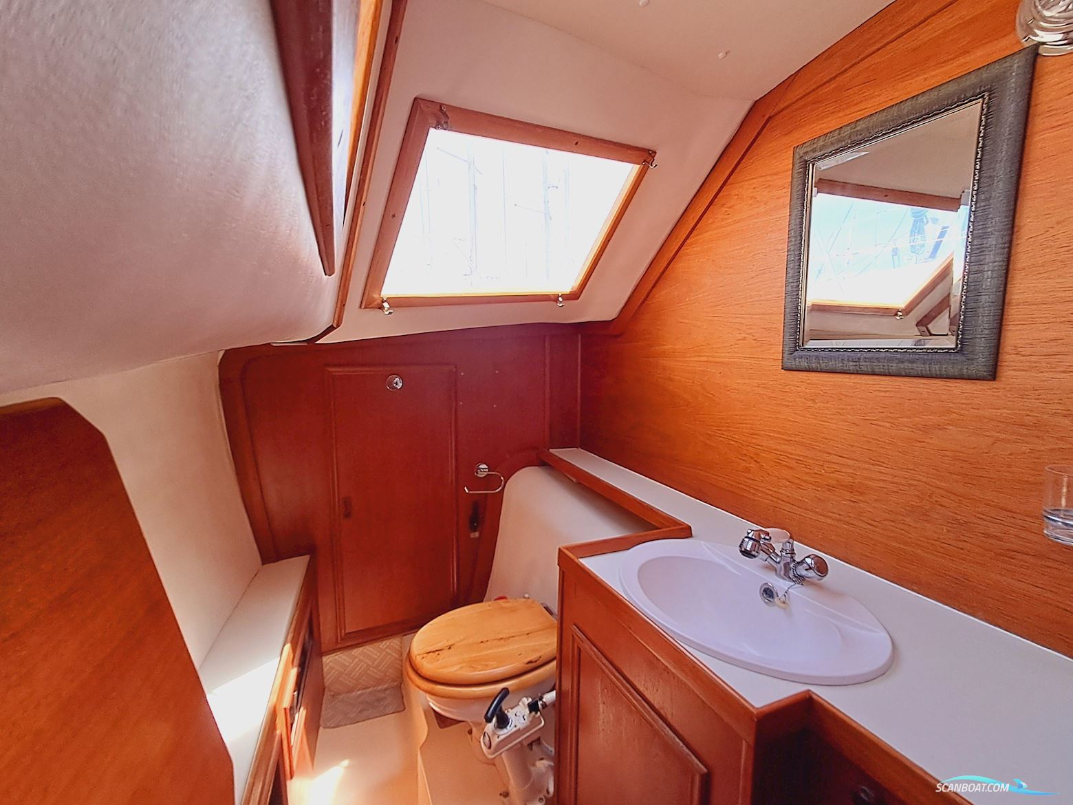 Prout Snowgoose 37 Elite