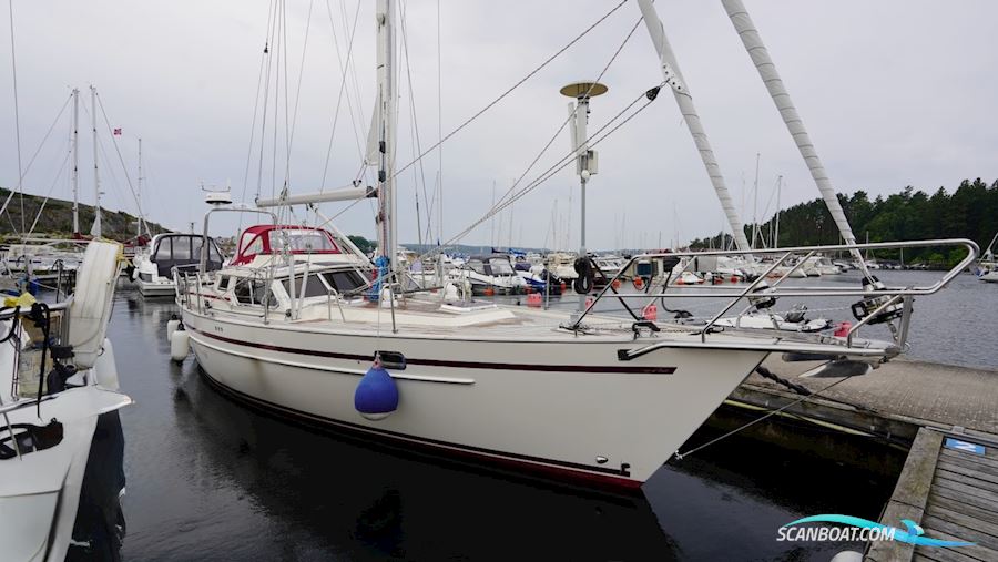 Regina 38