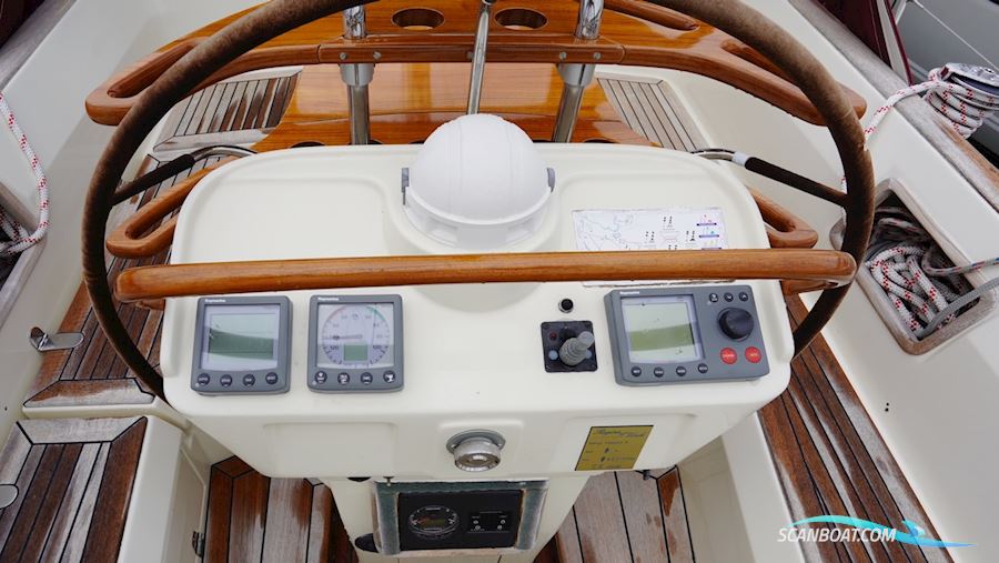 Regina 38