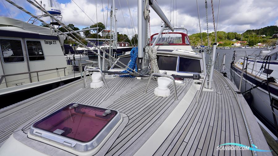Regina 38
