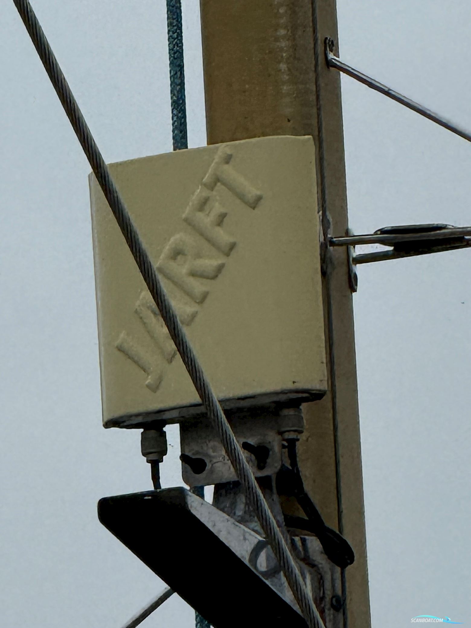 Robert Tucker Ketch R393