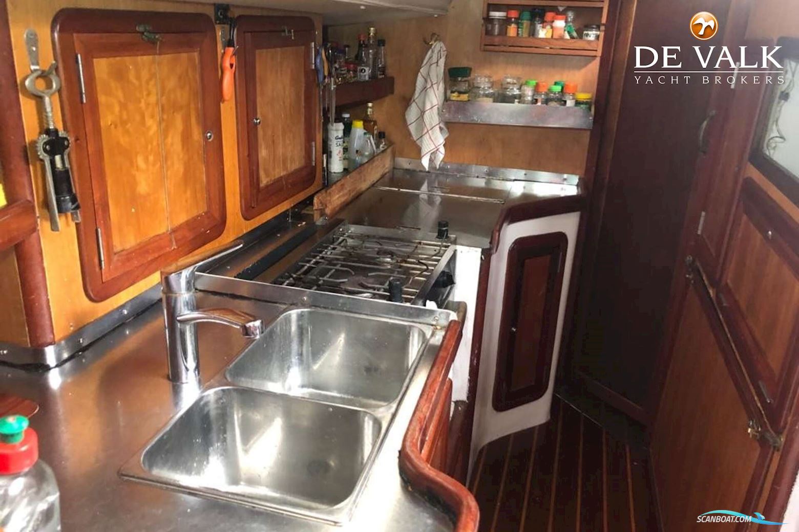 RON HOLLAND Omega 46