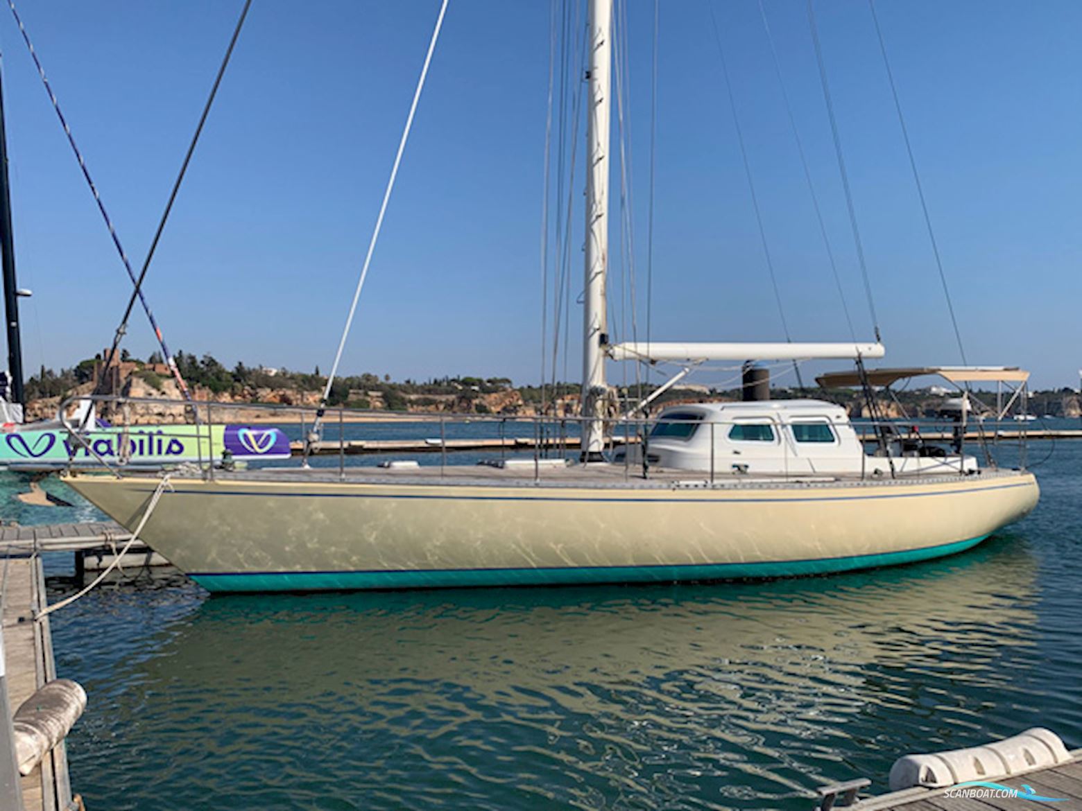Royal Huisman 49