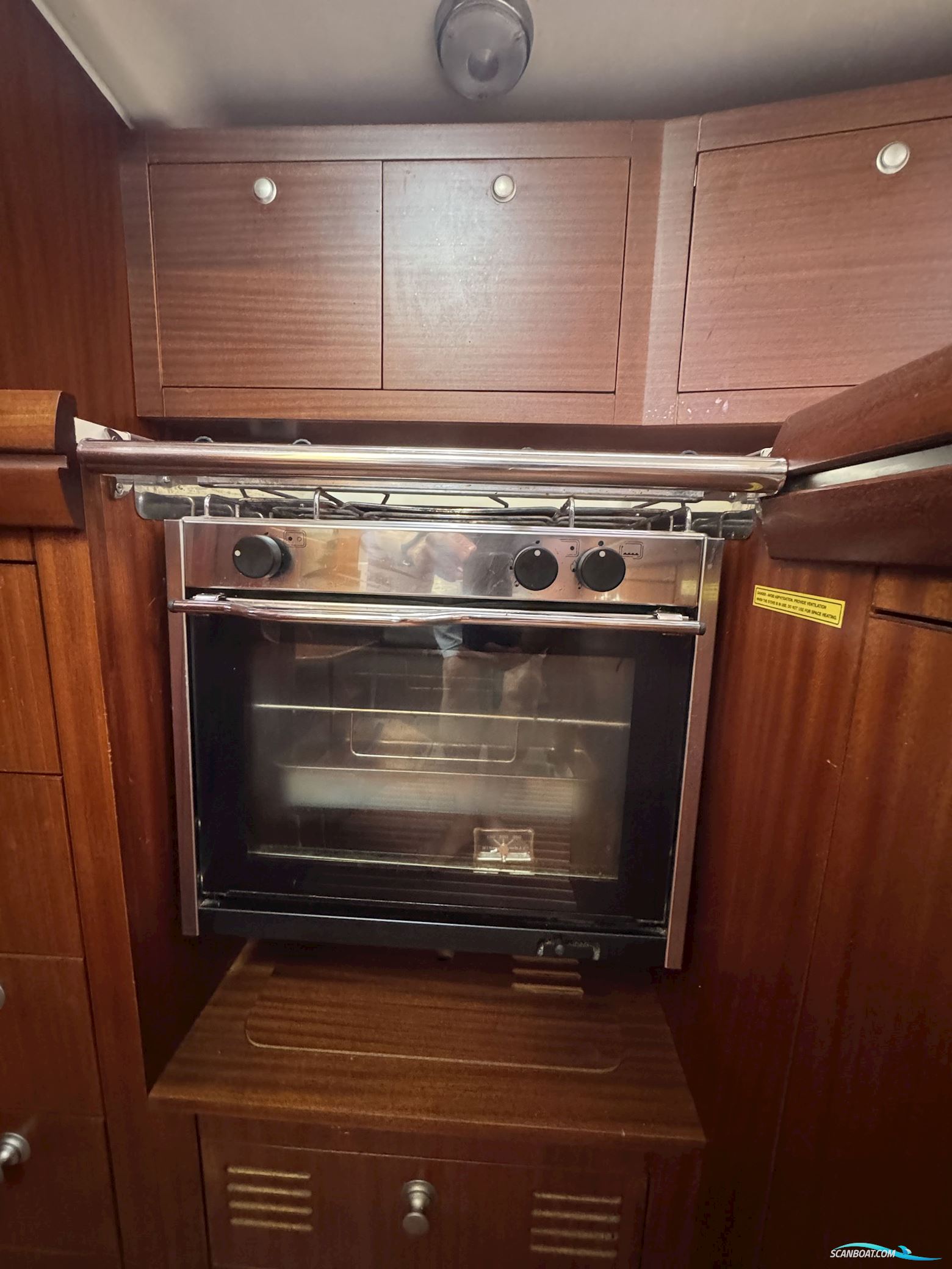 Salona 37 2008 - EU VAT Paid. Performance and comfortable living space combined.