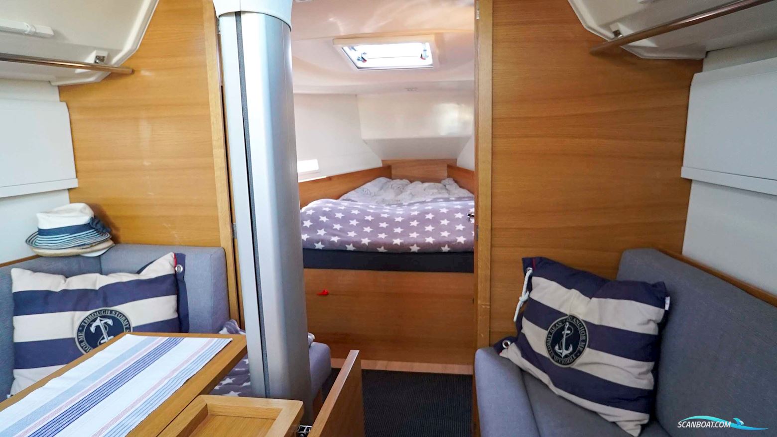 Salona 380