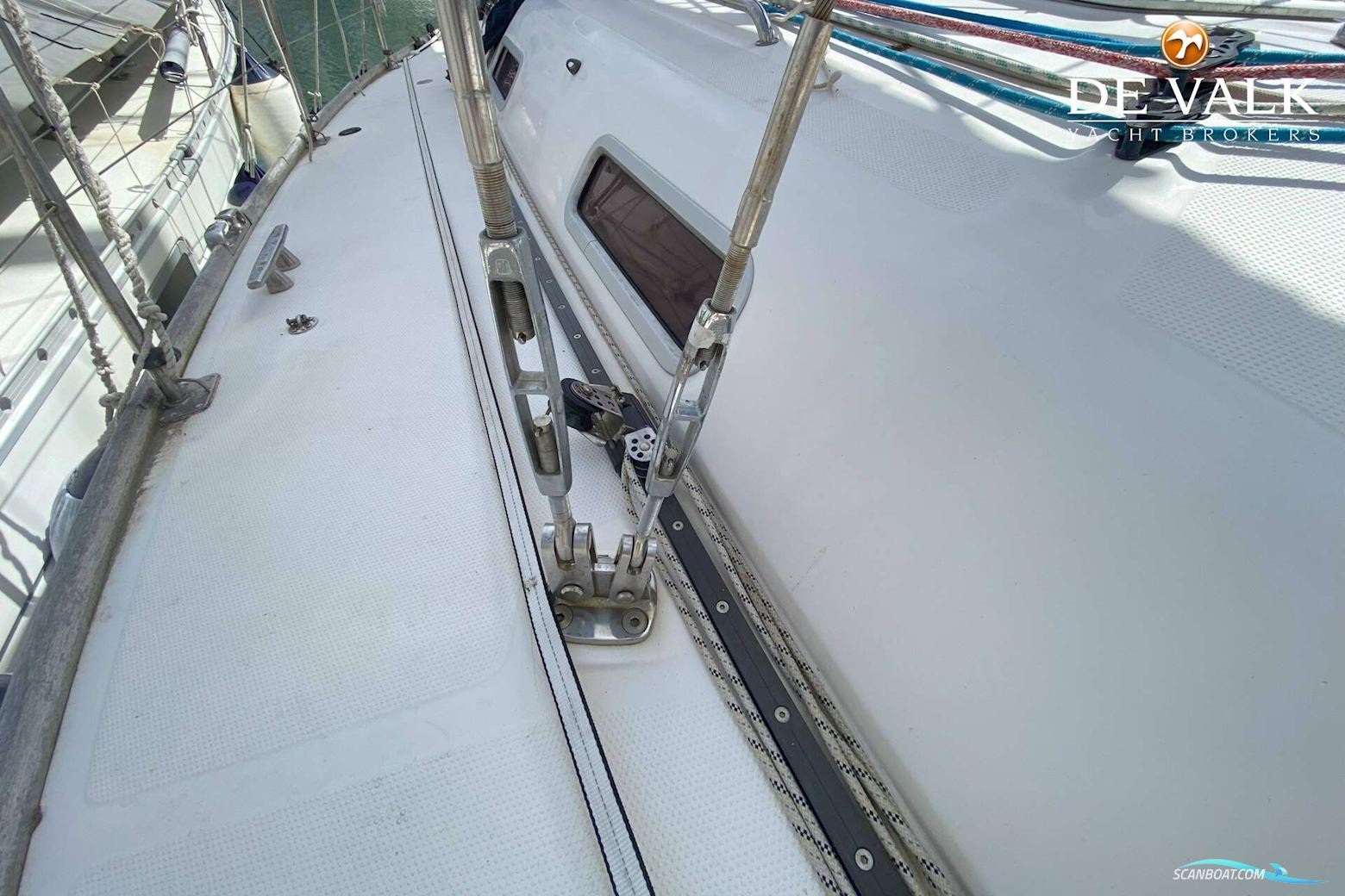 Salona 40