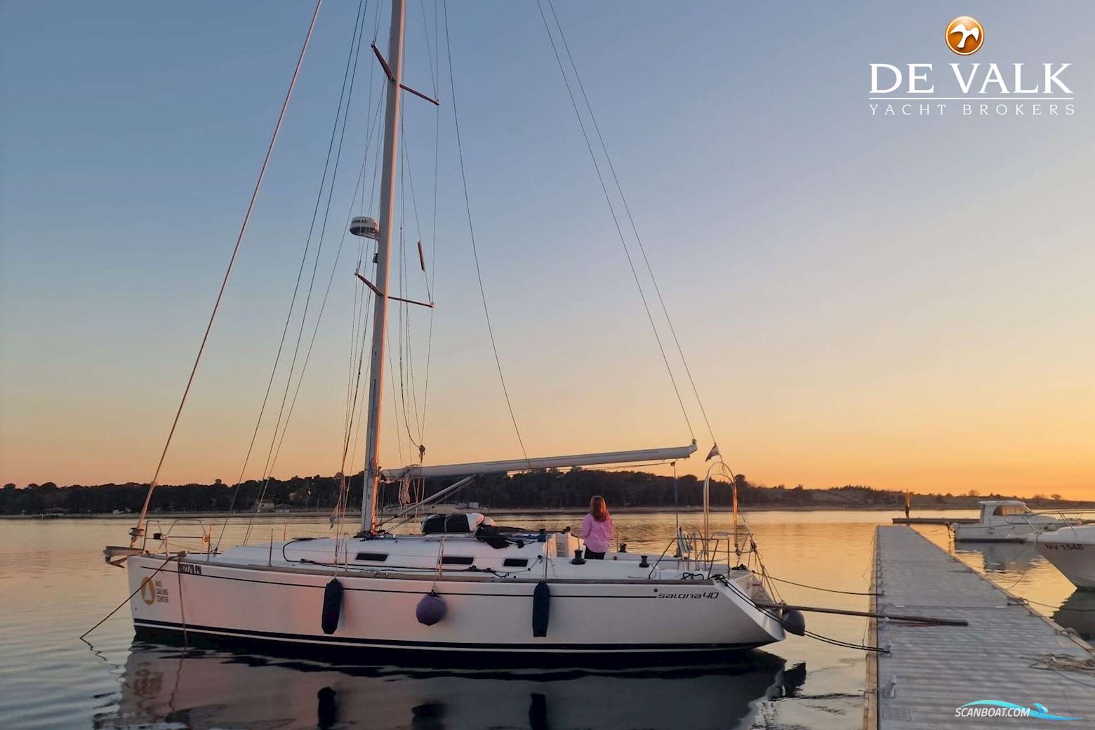 Salona 40