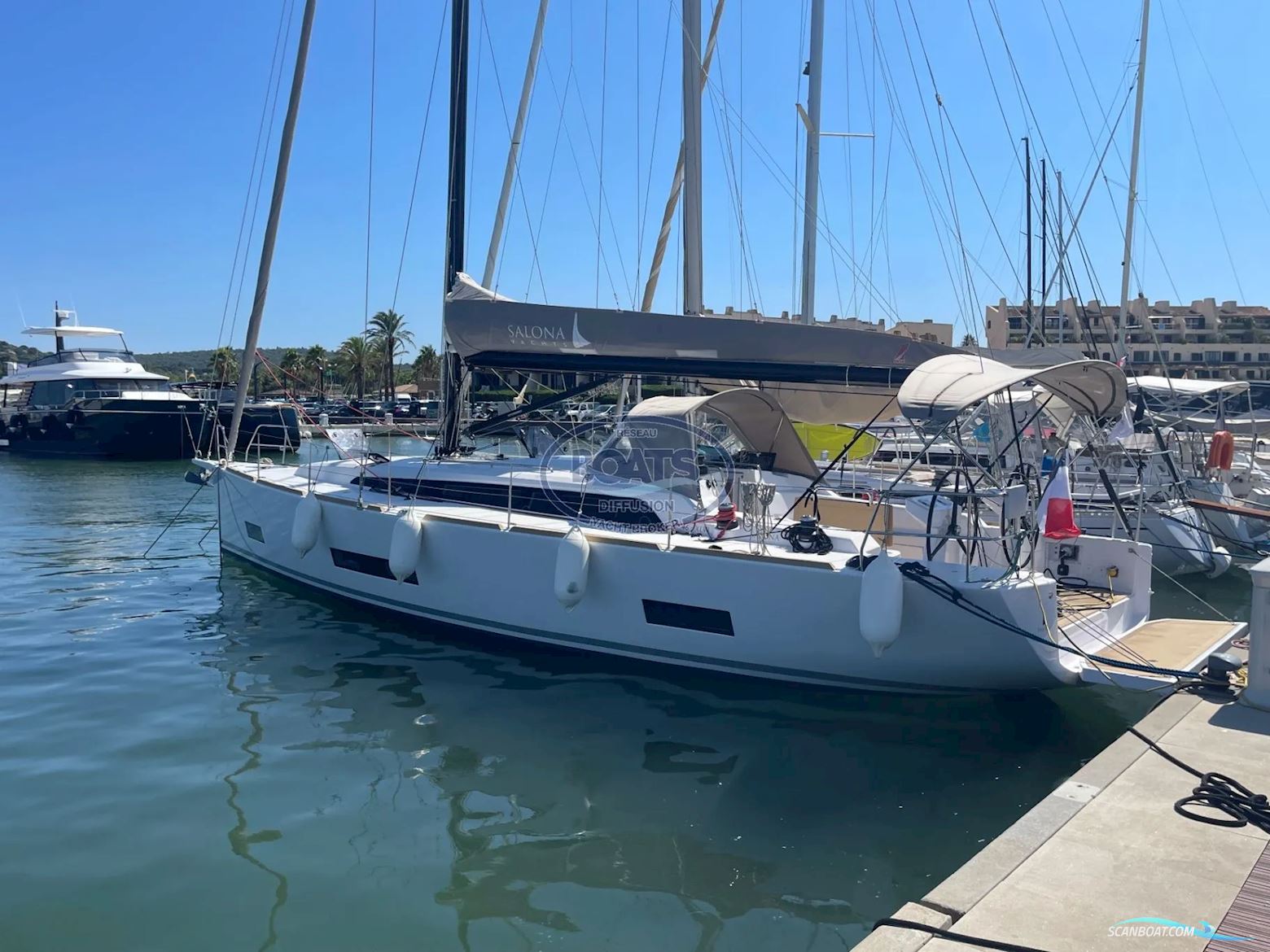 Salona 46