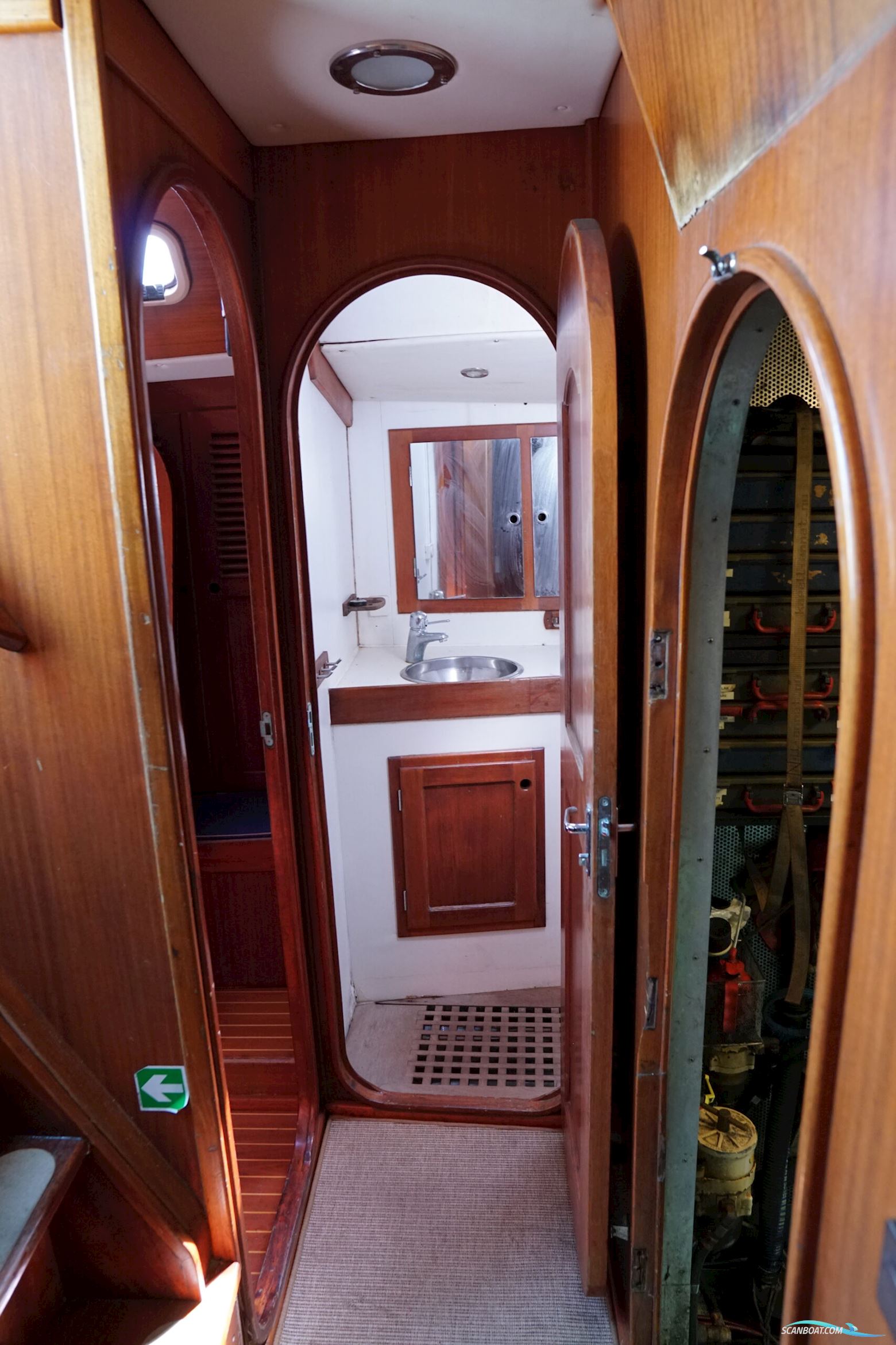 Scandinavian Cruiser Eagle 64