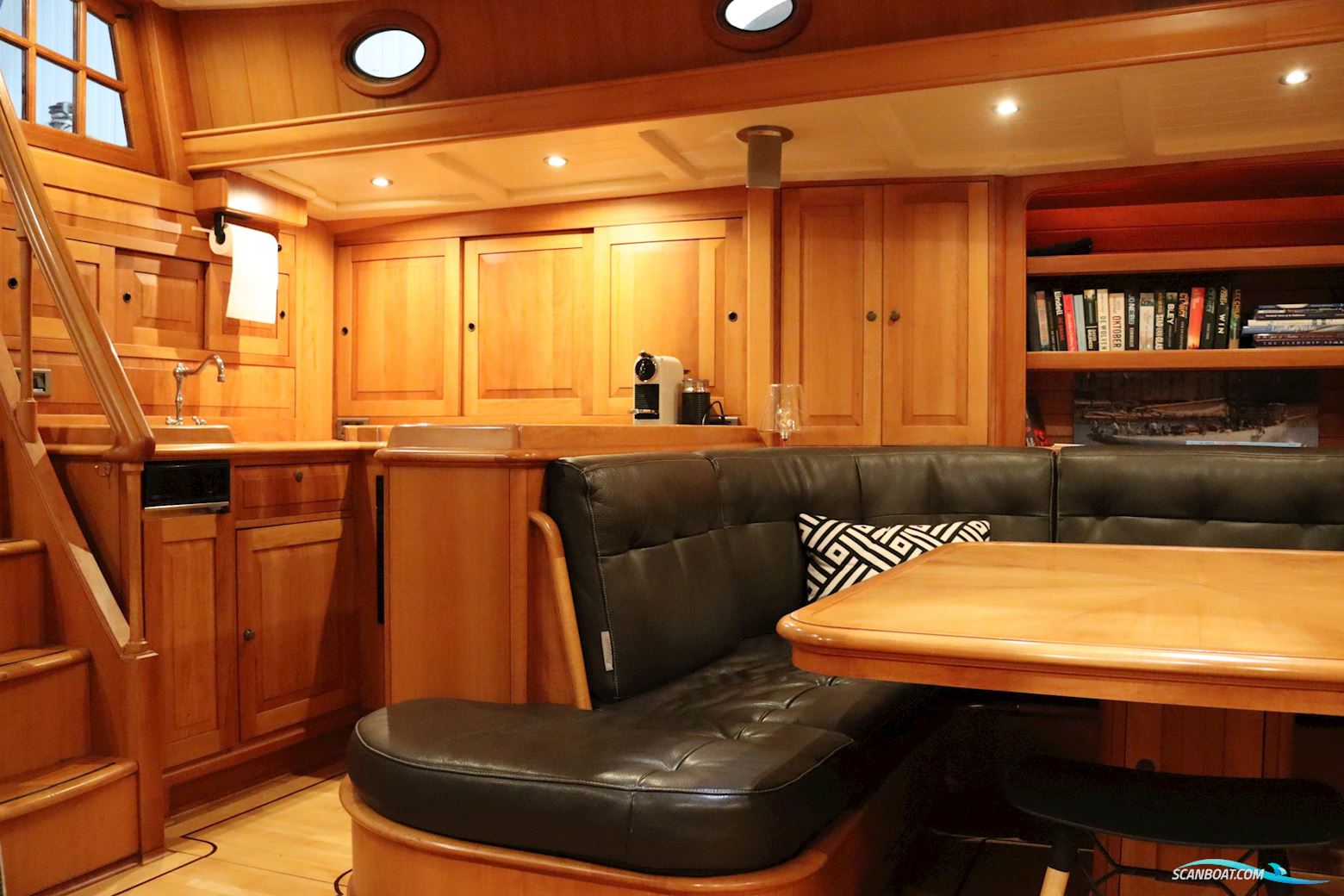 Schokker 18.60 Meter Hoek Design