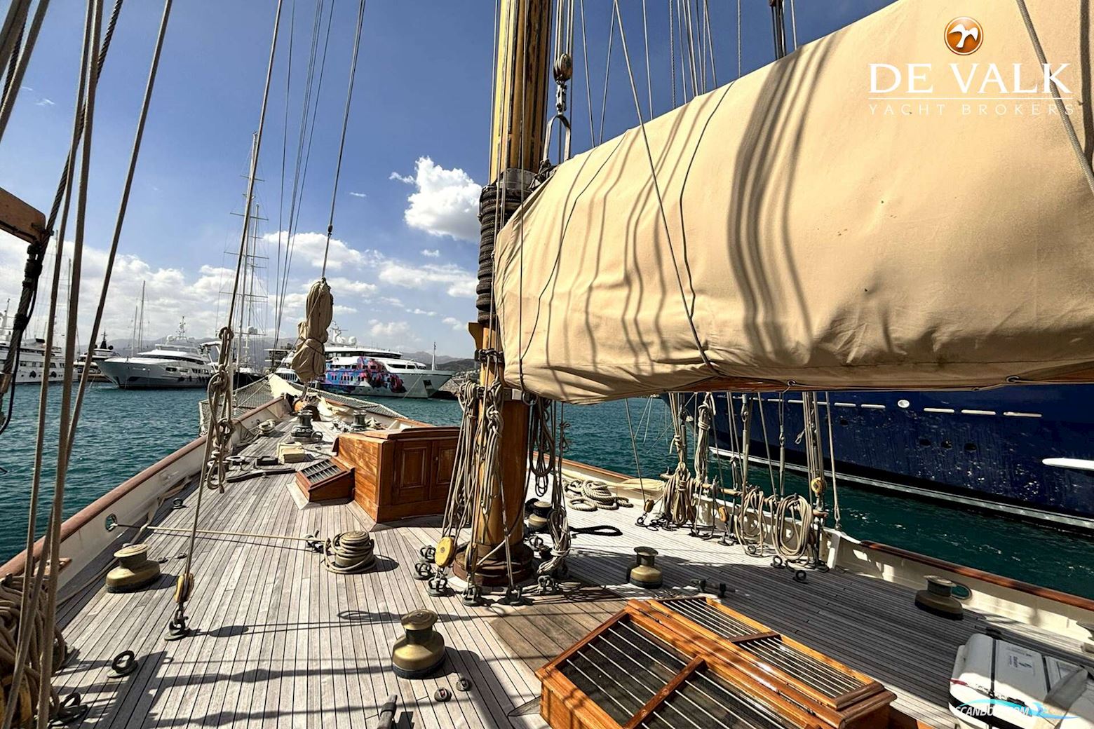Schooner Classic Gaff