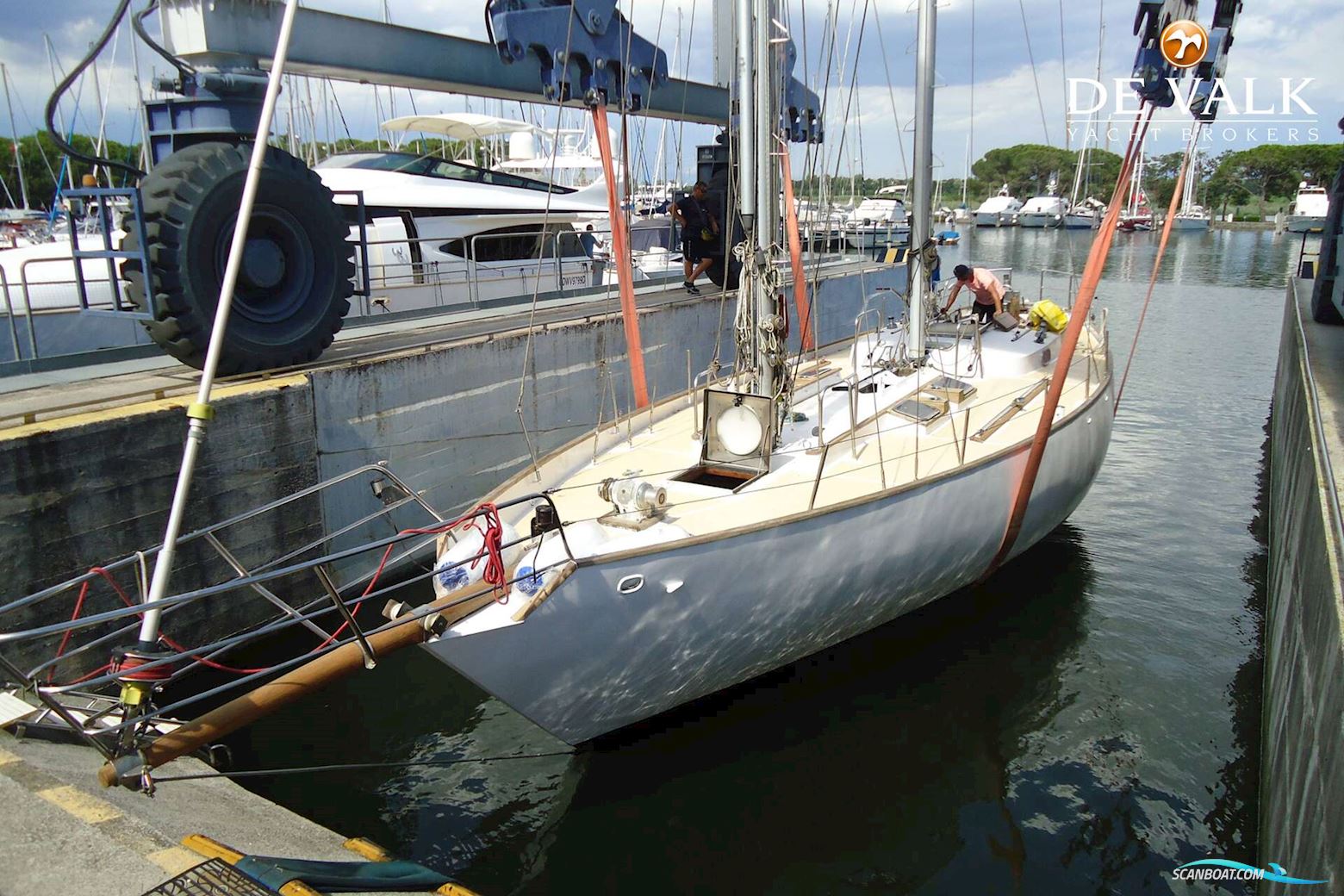 Sciarrelli Schooner