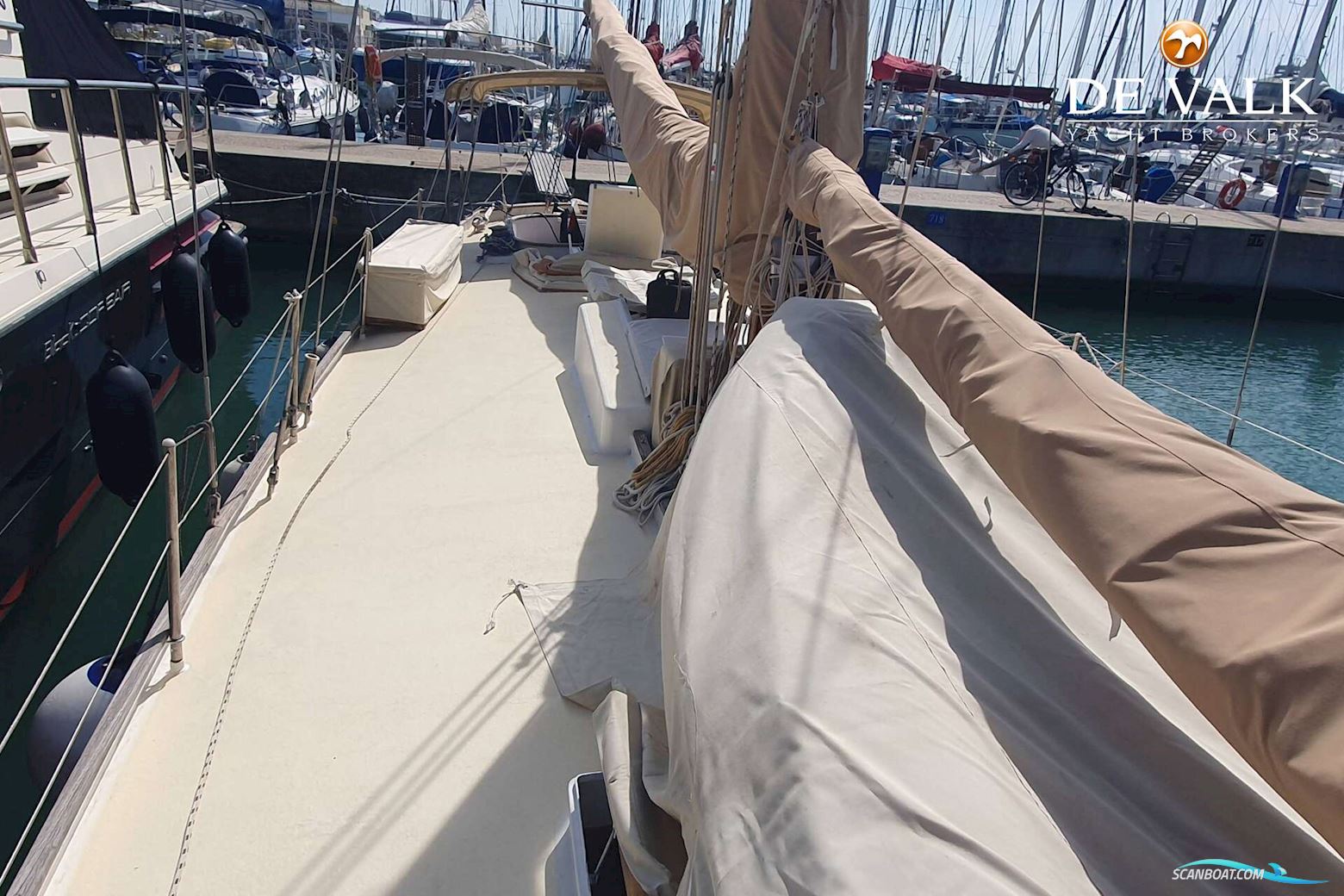 Sciarrelli Schooner