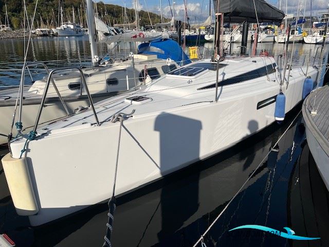 Seascape 27 med Harbeck alu trailer. 