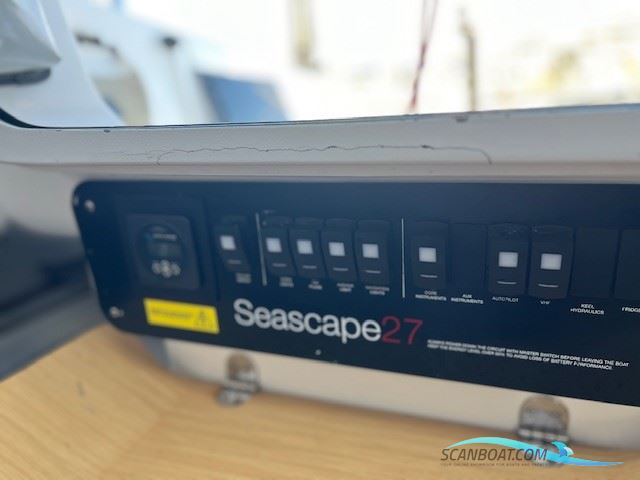 Seascape 27 med Harbeck alu trailer. 