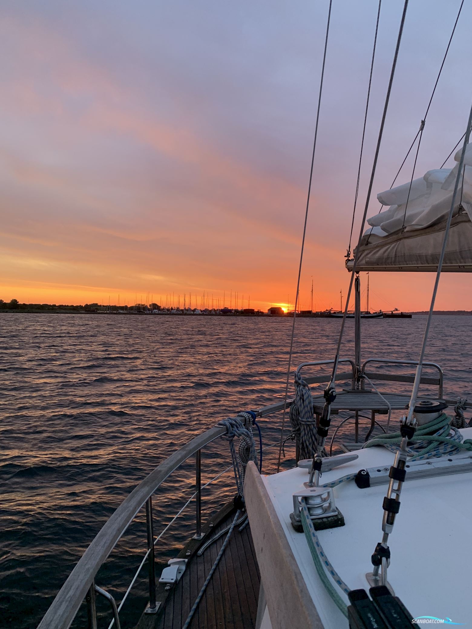 Siltala Nauticat 33